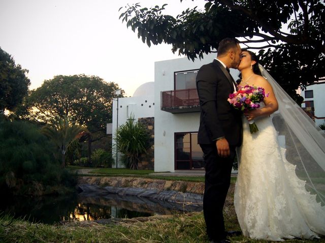 La boda de Christian y Paulette en Mazatepec, Morelos 12