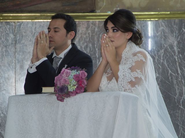 La boda de Carlos y Cecilia en León, Guanajuato 33