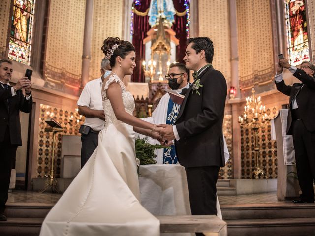 La boda de Alejandro y Sandra en Celaya, Guanajuato 35