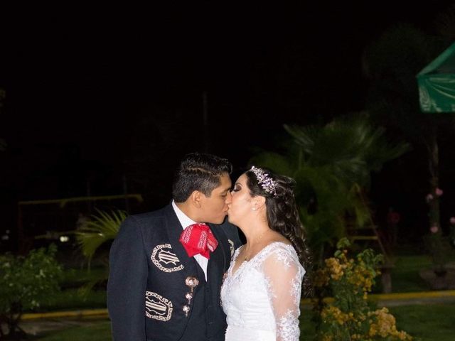 La boda de Luis Roberto  y Ana Karen en Zamora, Michoacán 33