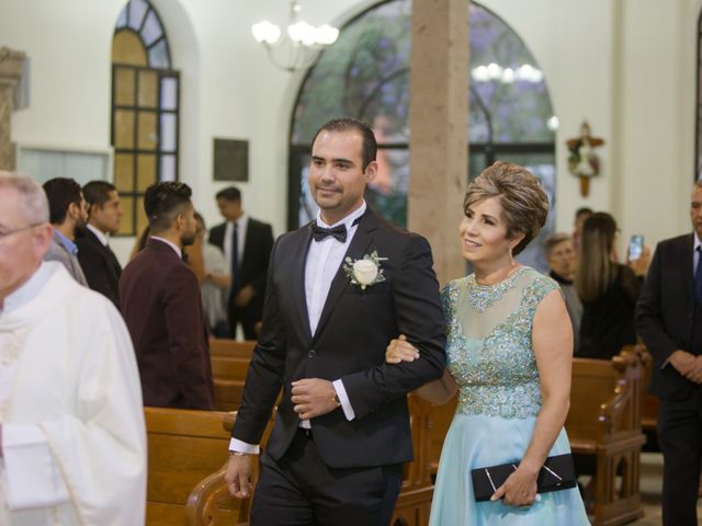 La boda de Aaron y Karla en Zapopan, Jalisco 16