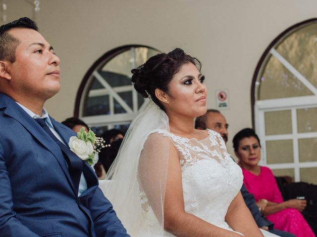 La boda de Sergio y Adriana en Tapachula, Chiapas 13