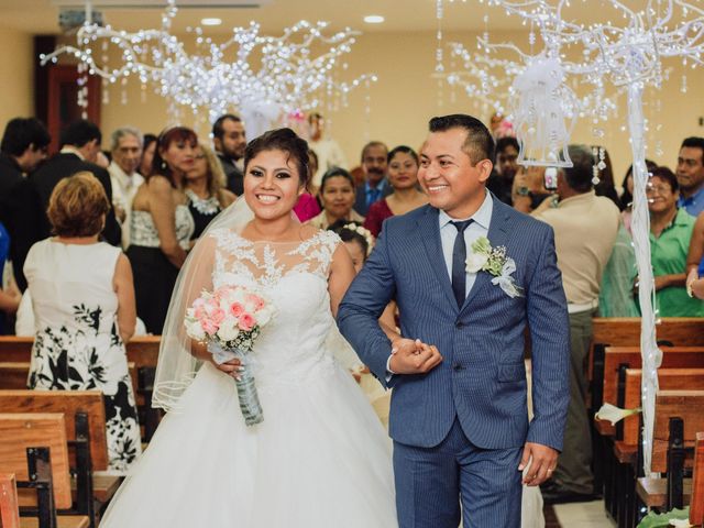La boda de Sergio y Adriana en Tapachula, Chiapas 16
