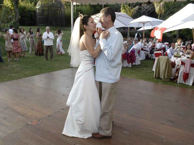 La boda de Humberto y Vera en Morelia, Michoacán 13