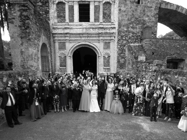 La boda de Oscar y Iris en Huasca de Ocampo, Hidalgo 59