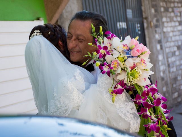 La boda de Andrés y Ana Paulina en Iztapalapa, Ciudad de México 34