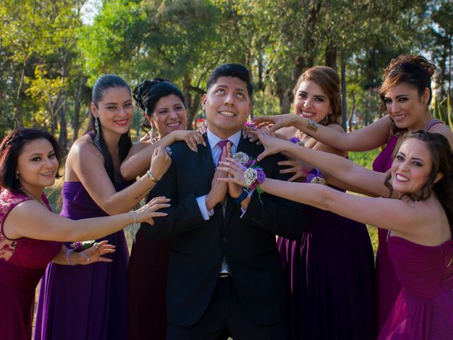 La boda de Andrés y Ana Paulina en Iztapalapa, Ciudad de México 44