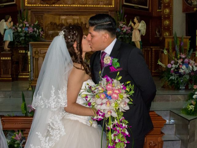 La boda de Andrés y Ana Paulina en Iztapalapa, Ciudad de México 54