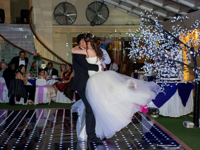 La boda de Andrés y Ana Paulina en Iztapalapa, Ciudad de México 65