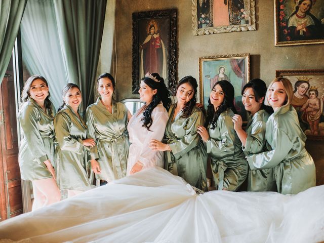 La boda de Carlos y Tris en Guadalajara, Jalisco 13