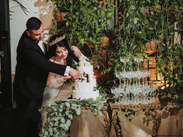 La boda de Carlos y Tris en Guadalajara, Jalisco 42