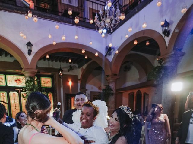 La boda de Carlos y Tris en Guadalajara, Jalisco 64