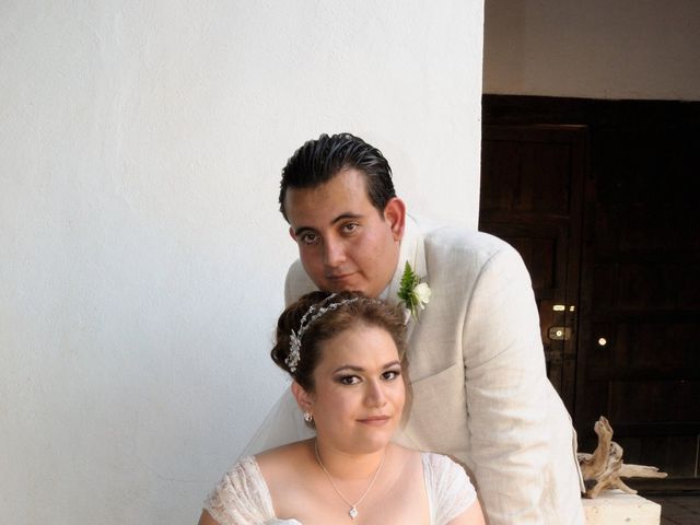 La boda de José Alfonso  y Rosa Isabel  en San Jerónimo Tlacochahuaya, Oaxaca 17