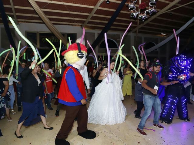 La boda de Alex y Montse en Amealco de Bonfil, Querétaro 85