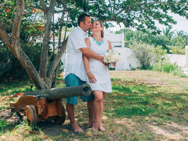 La boda de John y Sarah en Isla Mujeres, Quintana Roo 13