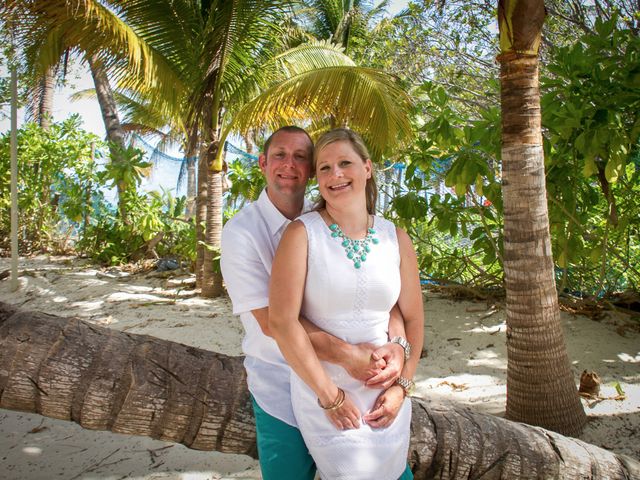 La boda de John y Sarah en Isla Mujeres, Quintana Roo 18