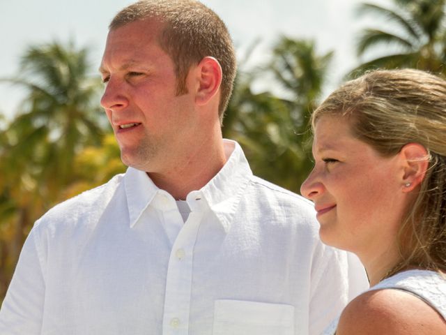 La boda de John y Sarah en Isla Mujeres, Quintana Roo 30