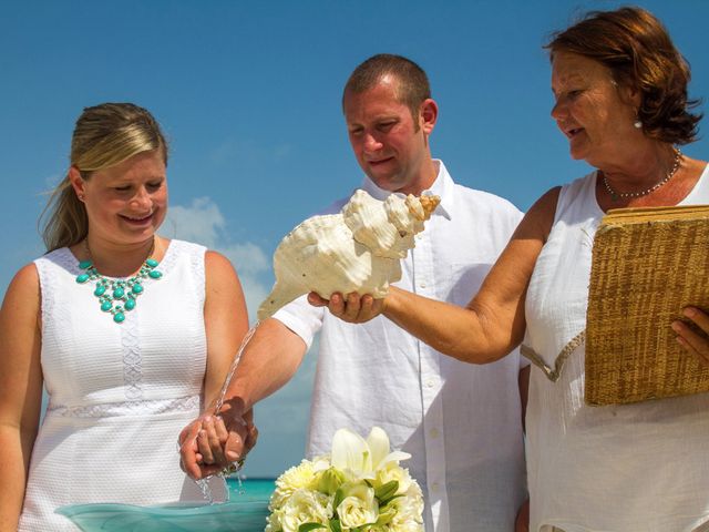 La boda de John y Sarah en Isla Mujeres, Quintana Roo 32