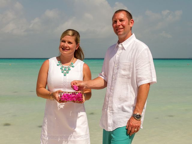 La boda de John y Sarah en Isla Mujeres, Quintana Roo 42