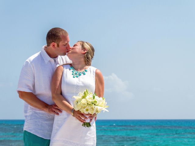 La boda de John y Sarah en Isla Mujeres, Quintana Roo 57