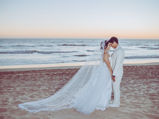 La boda de Monique y José Carlos en Mazatlán, Sinaloa 27