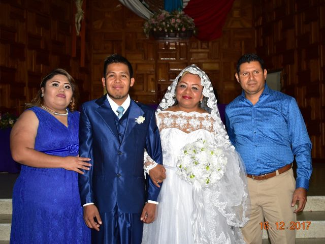 La boda de Rodolfo  y Santa  en Poza Rica, Veracruz 27