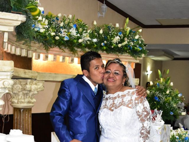 La boda de Rodolfo  y Santa  en Poza Rica, Veracruz 34