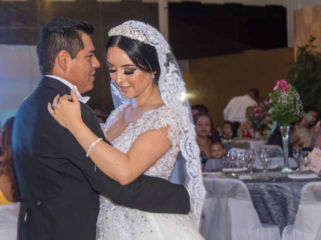 La boda de Hugo y Daniela en León, Guanajuato 32