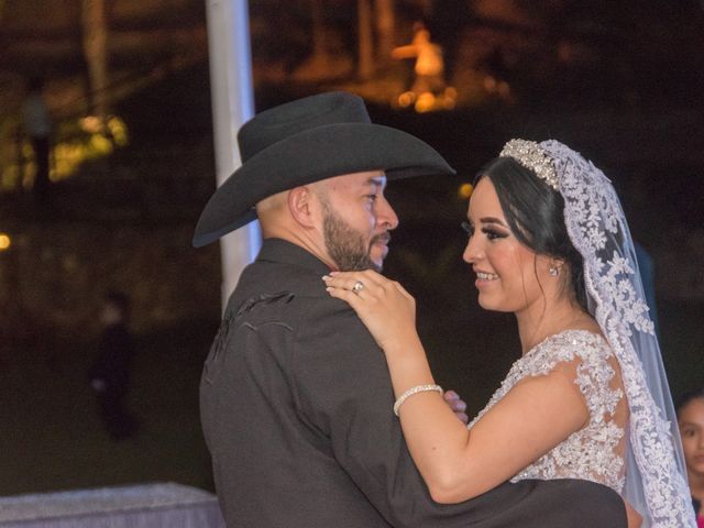 La boda de Hugo y Daniela en León, Guanajuato 35