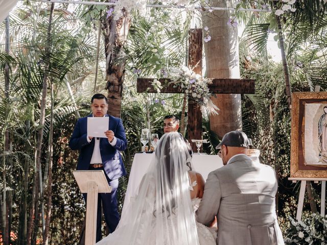 La boda de Ken y Aurea en Xochitepec, Morelos 21