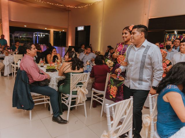 La boda de Carlos Alexander y Berenice en Tuxtla Gutiérrez, Chiapas 29