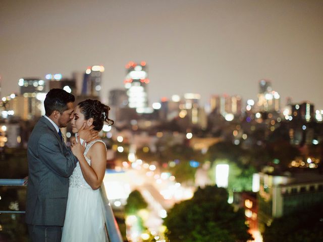 La boda de César y Lili en Centro, Ciudad de México 41