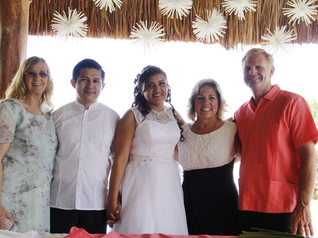 La boda de Efren  y Karen en Cancún, Quintana Roo 5