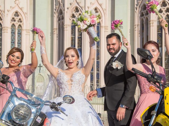 La boda de Gustavo y Deyanira en León, Guanajuato 29