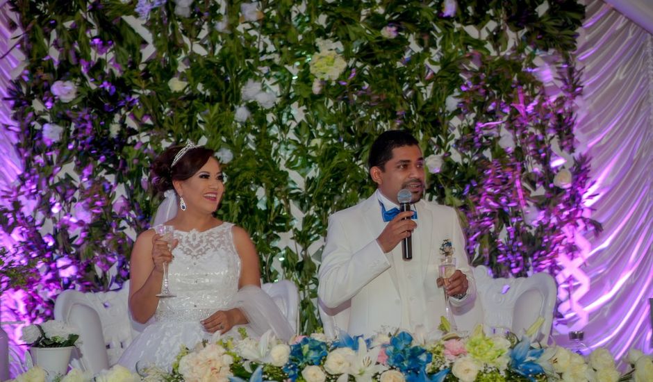 La boda de Ernesto  y Estela en Coatzacoalcos, Veracruz