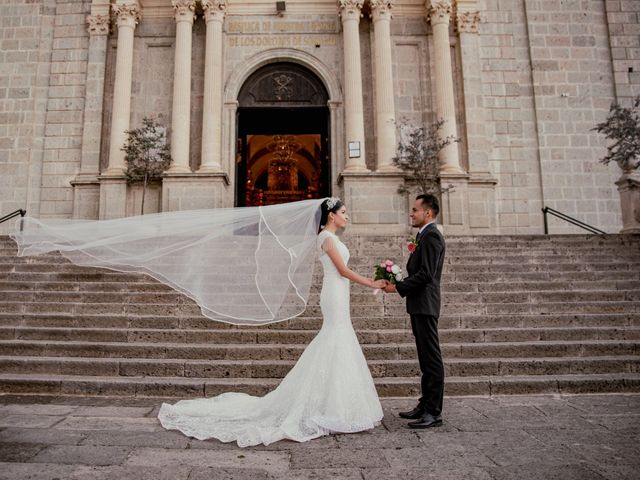 La boda de César y Berenice en Colón, Querétaro 43