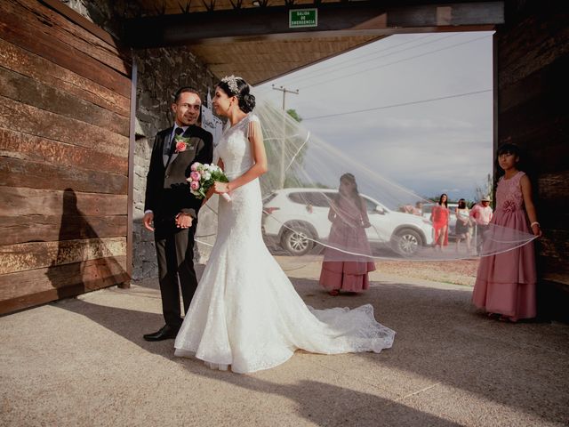La boda de César y Berenice en Colón, Querétaro 45