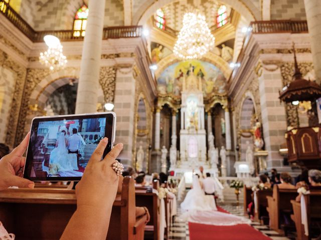 La boda de Ricardo y Elizabeth en Mazatlán, Sinaloa 10