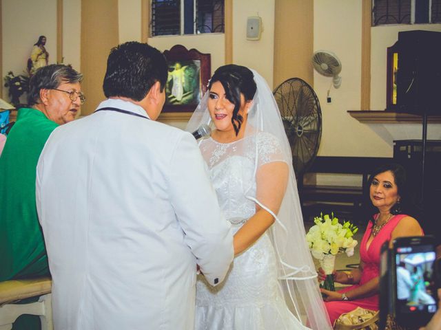 La boda de Héctor y Ángeles en Tuxtla Gutiérrez, Chiapas 15