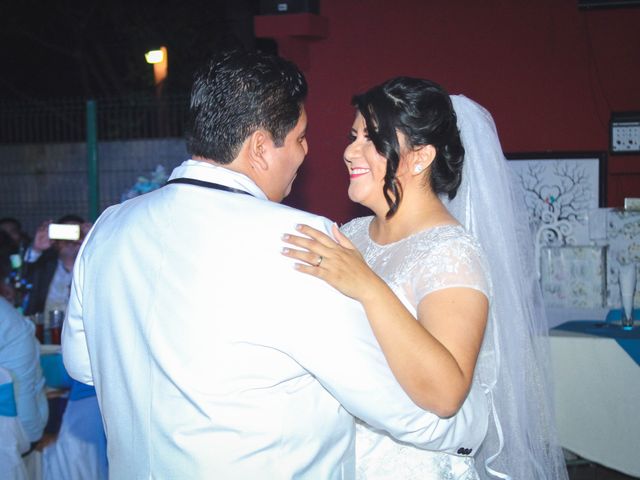 La boda de Héctor y Ángeles en Tuxtla Gutiérrez, Chiapas 23