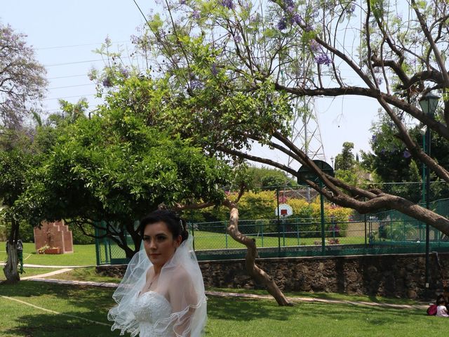 La boda de Oscar  y Izaret  en Temixco, Morelos 34