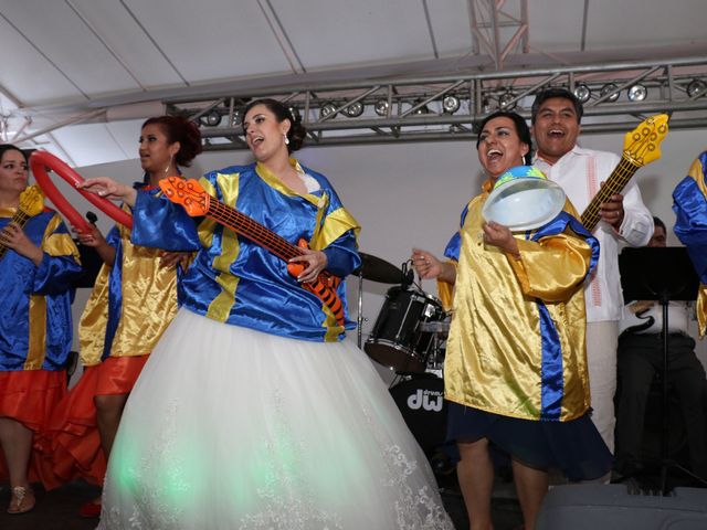 La boda de Oscar  y Izaret  en Temixco, Morelos 46