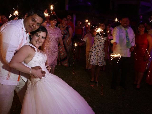 La boda de Oscar  y Izaret  en Temixco, Morelos 51