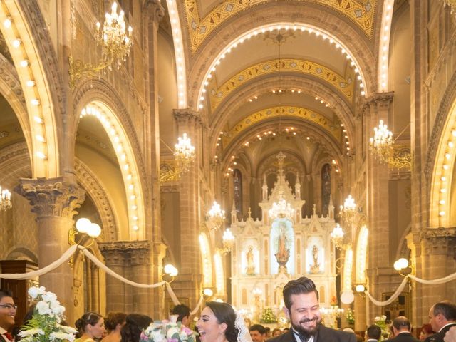 La boda de Sandra y Israel en León, Guanajuato 17