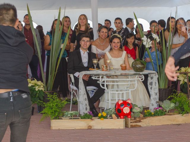 La boda de Hugo y Jovita en León, Guanajuato 24