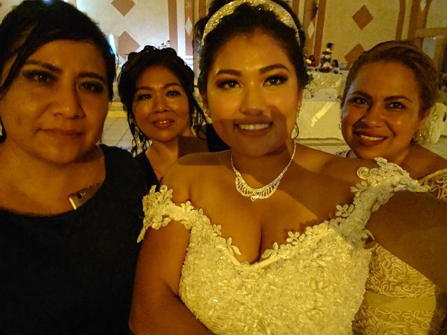 La boda de Luis  y Brenda  en Uruapan, Michoacán 26