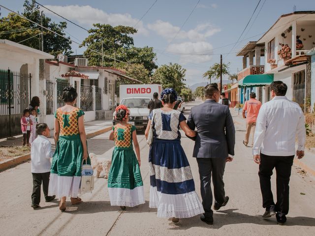 La boda de Frank y Adriana en San Pedro Comitancillo, Oaxaca 28