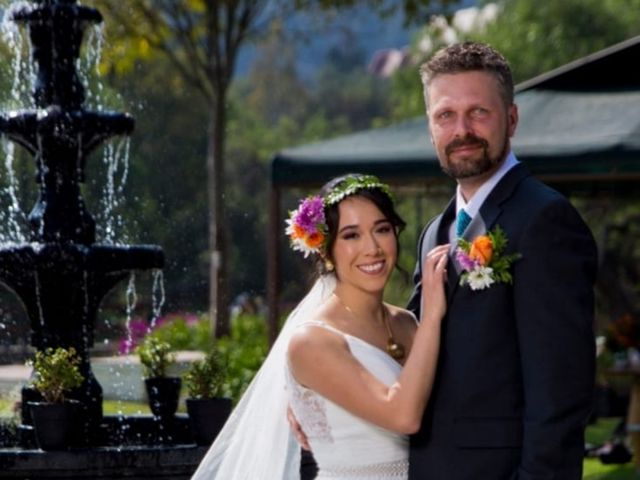 La boda de Brendan y Vivian en Xochimilco, Ciudad de México 3