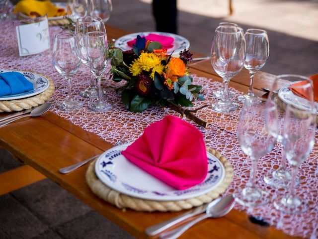 La boda de Brendan y Vivian en Xochimilco, Ciudad de México 2