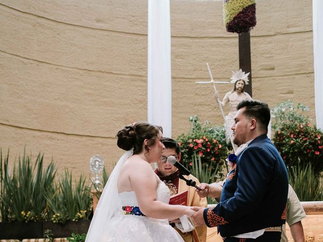 La boda de Héctor y Brenda en Tlalpan, Ciudad de México 35